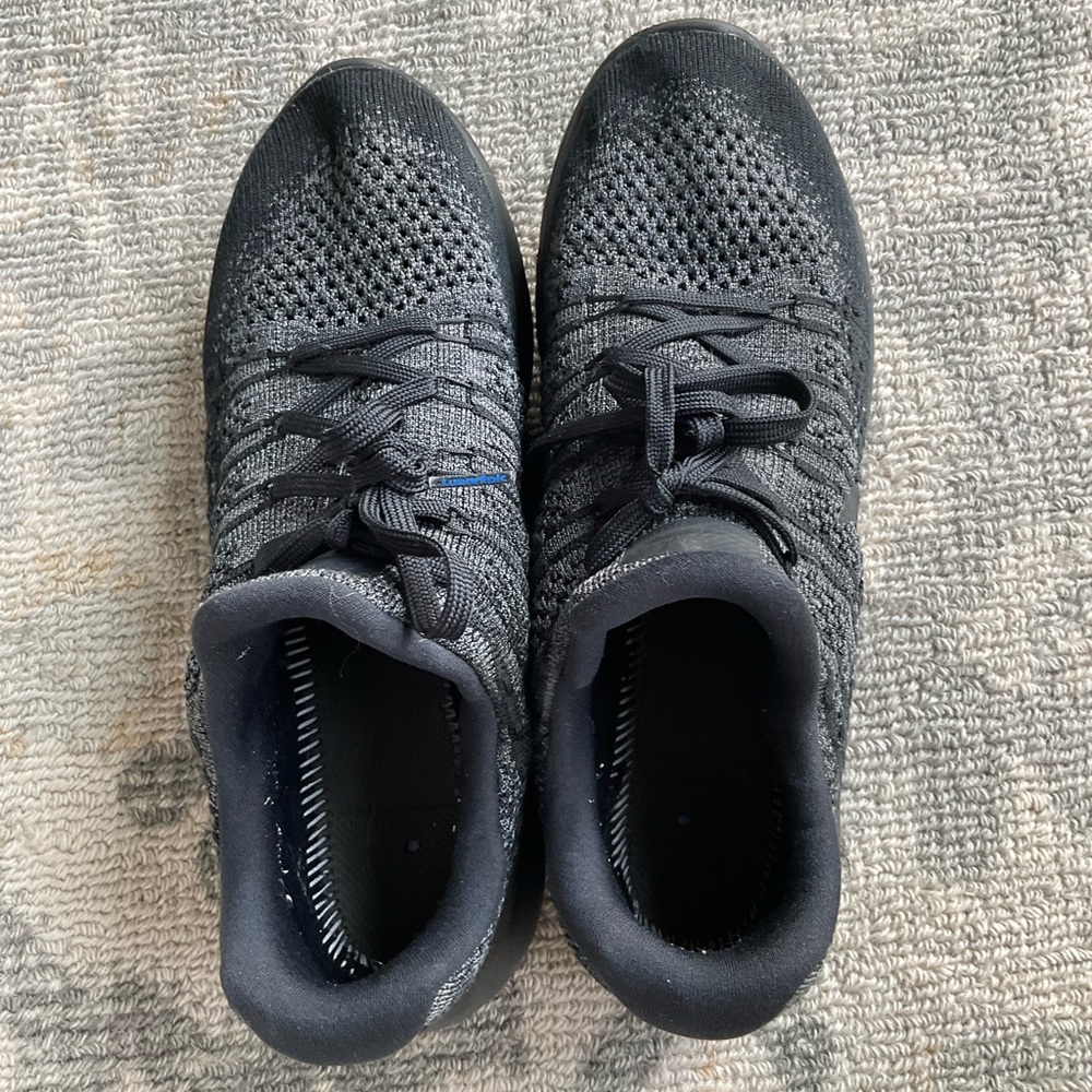 Nike LunarEpic Low Flyknit 2 Shoes - Picture 7 of 7